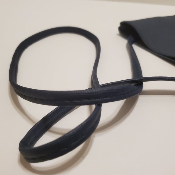 Rare Vintage Mackintosh Philosophy Sling Bag - Picture 9 of 10